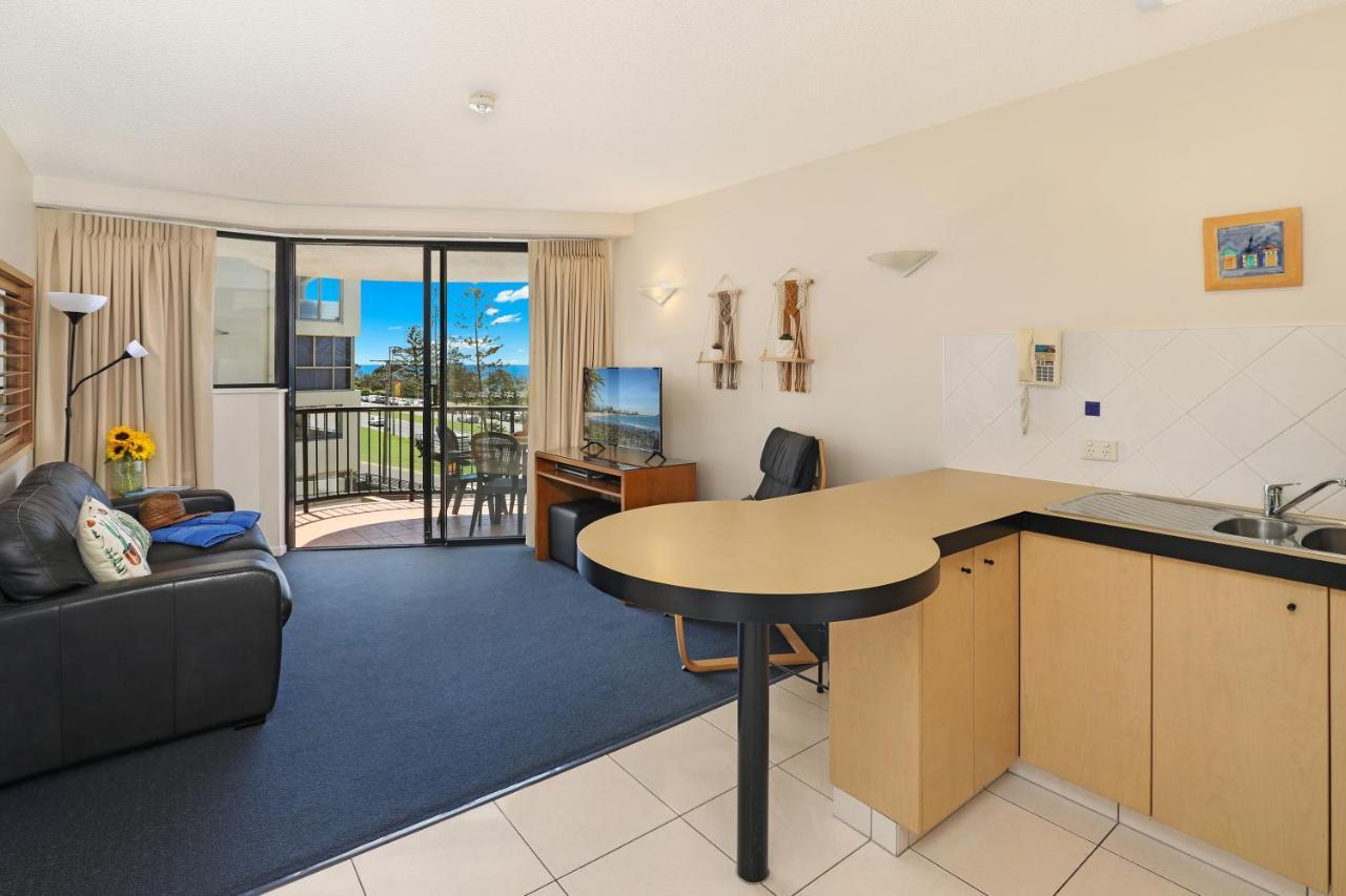 Ocean Boulevard Alexandra Headland Exterior photo