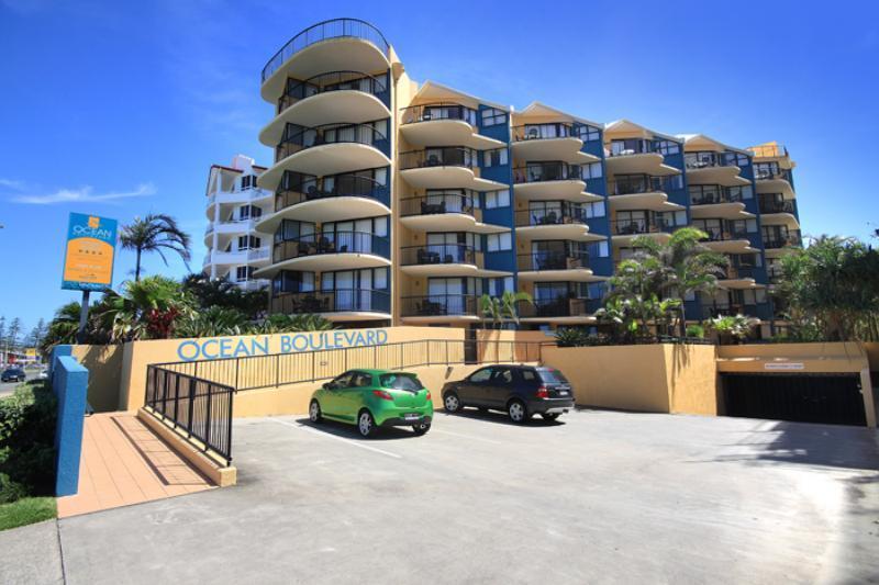 Ocean Boulevard Alexandra Headland Exterior photo
